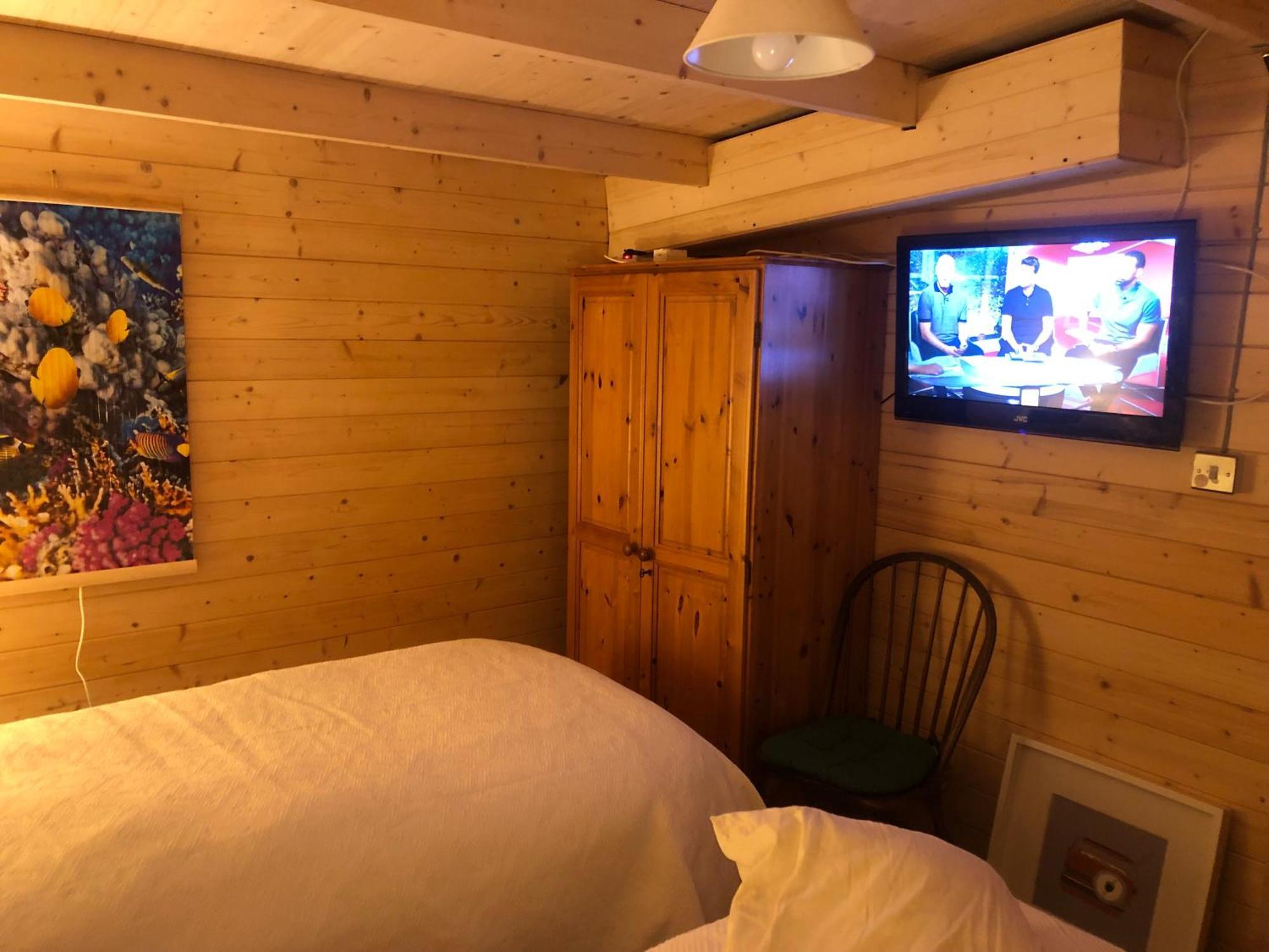 Cosy Garden Log Cabin Salisbury Kültér fotó